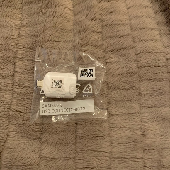 Samsung Cell Phone Accessories - Picture 2 of 6